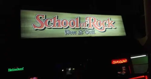SCHOOL OF ROCK BOGOTÁ SCHOOL OF ROCK BOGOTÁ